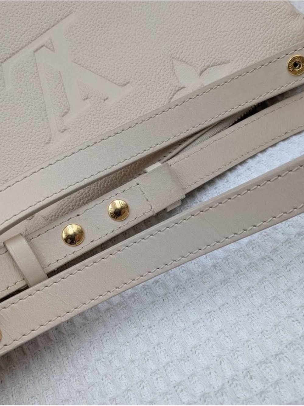 Louis Vuitton Multi Pochette Accessoires Cream - Picture 3 of 5